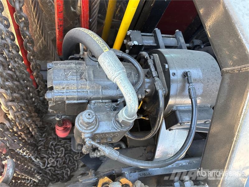 Western Star 4900XD 8x6 Sleeper Winch Truck Hinausautot