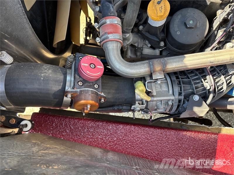 Western Star 4900XD 8x6 Sleeper Winch Truck Hinausautot