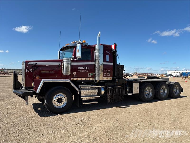Western Star 4900XD 8x6 Sleeper Winch Truck Hinausautot