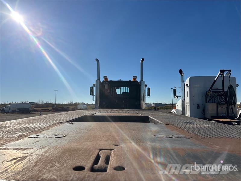Western Star 4964F 6x4 340 in WB Bed Truck Platformas/izkraušana no sāniem