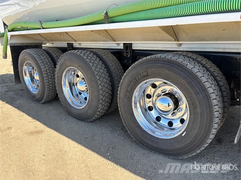 Western Star 49X 22009 L 8x6 Water Truck صهاريج مياه