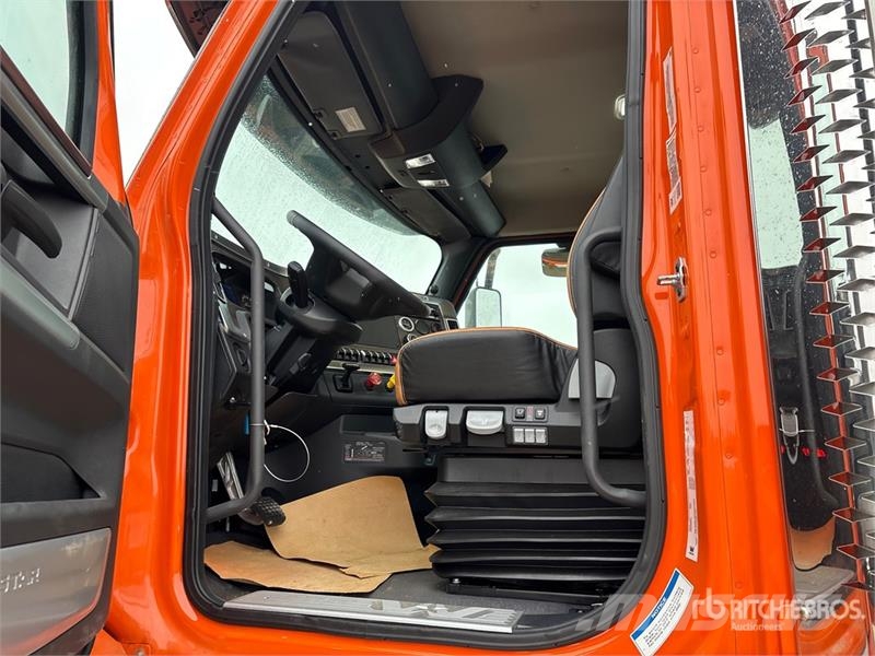 Western Star 49X 6x4 Cab and Chassis Kabine i unutrašnjost