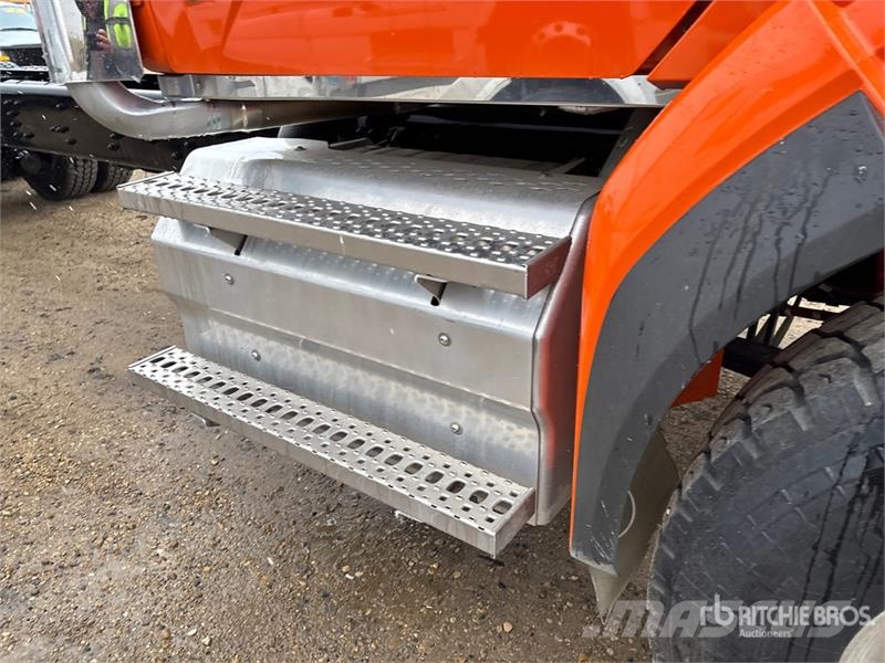 Western Star 49X 6x4 Cab and Chassis Kabine i unutrašnjost