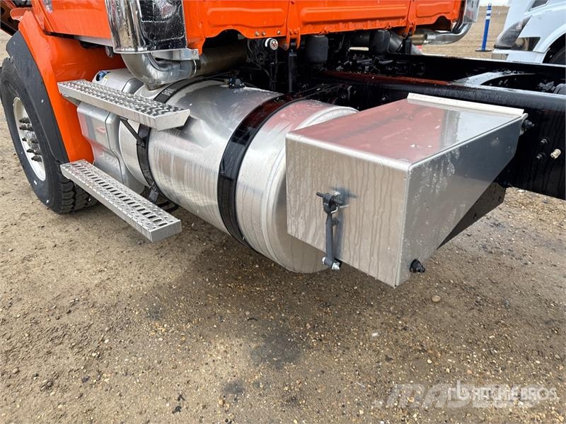 Western Star 49X 6x4 Cab and Chassis Kabine i unutrašnjost