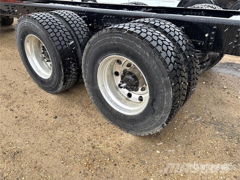 Western Star 49X 6x4 Cab and Chassis Kabine i unutrašnjost