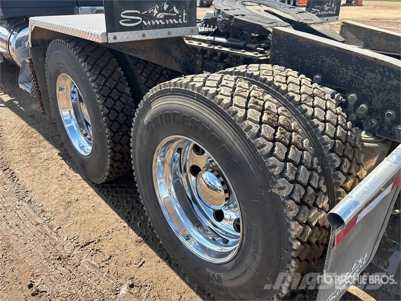 Western Star 49X 6x4 T/A Sleeper Truck Tractor Влекачи