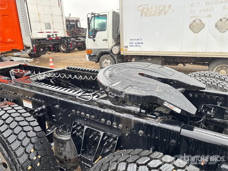 Western Star 49X 6x4 T/A Day Cab Truck Tractor Sadulveokid