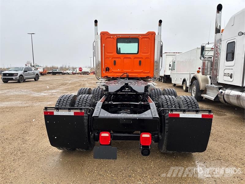 Western Star 49X 6x4 T/A Day Cab Truck Tractor Sadulveokid