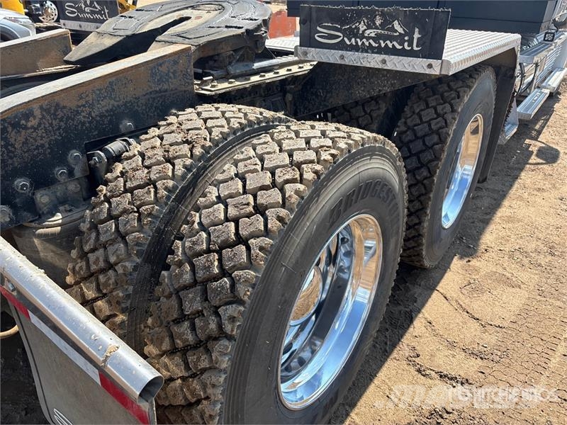 Western Star 49X 6x4 T/A Sleeper Truck Tractor Влекачи