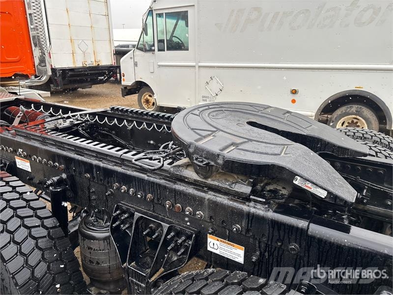 Western Star 49X 6x4 T/A Day Cab Truck Tractor Sadulveokid