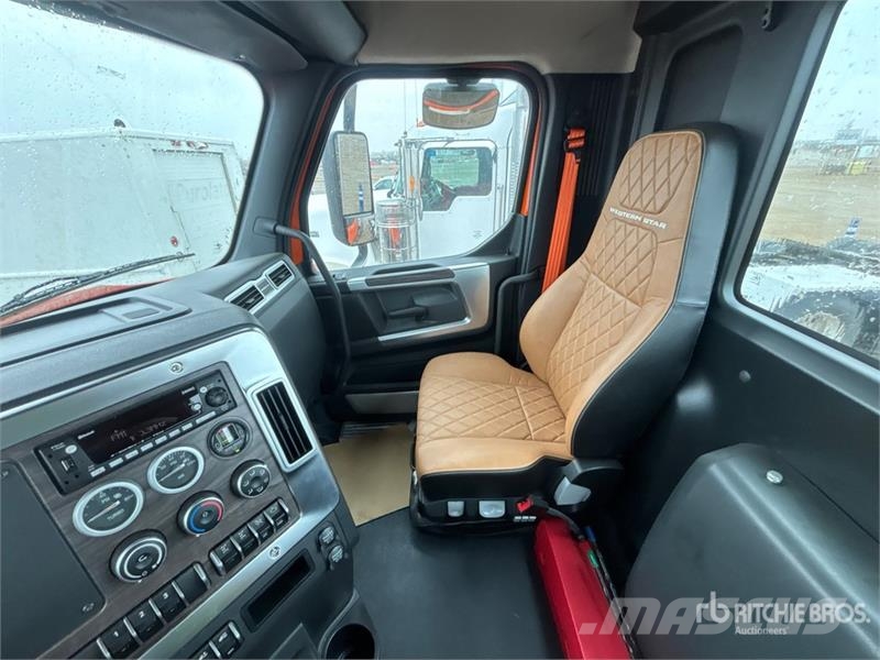 Western Star 49X 6x4 T/A Day Cab Truck Tractor Sadulveokid