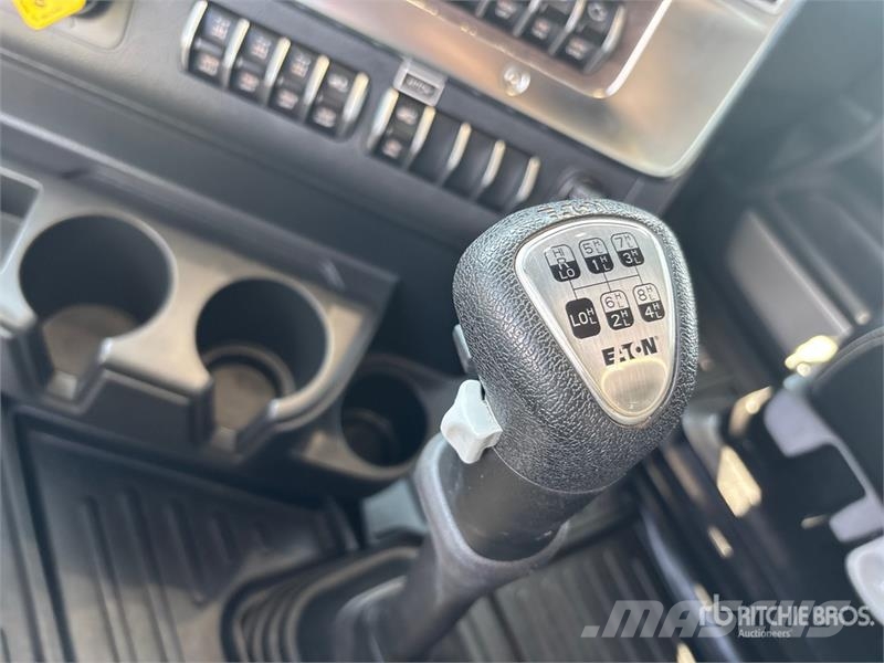 Western Star 49X 6x4 T/A Sleeper Truck Tractor Влекачи