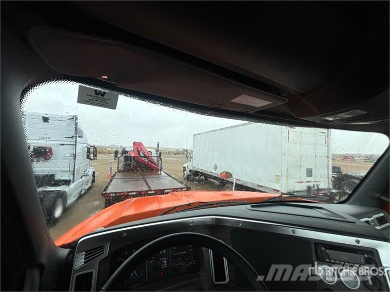 Western Star 49X 6x4 T/A Day Cab Truck Tractor Sadulveokid