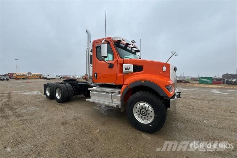 Western Star 49X 6x4 T/A Day Cab Truck Tractor Sadulveokid
