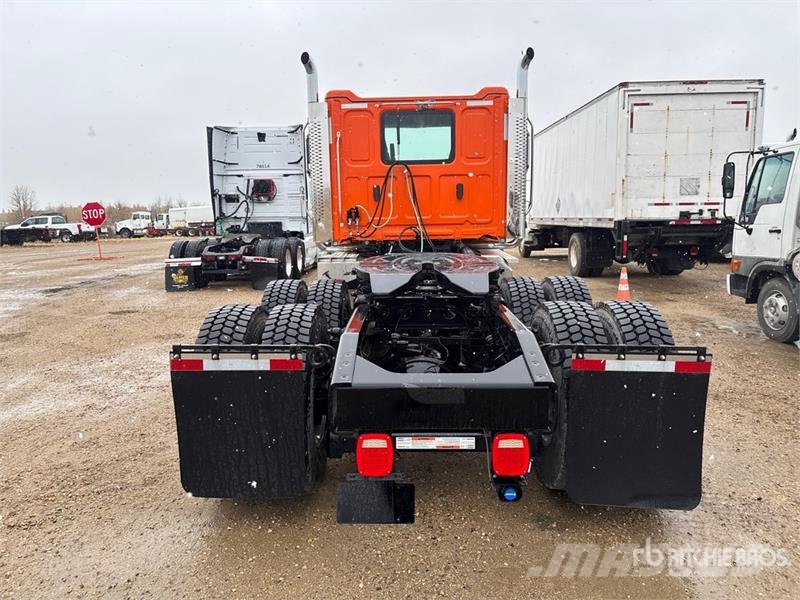 Western Star 49X 6x4 T/A Day Cab Truck Tractor Sadulveokid