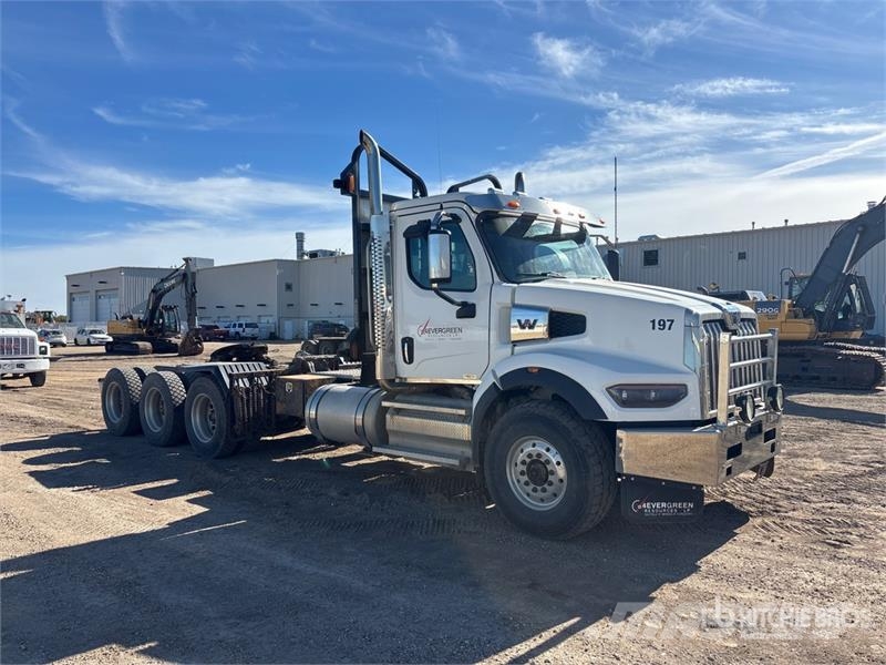 Western Star 49X 8x6 Logging Tri/A Day Cab Truck Tractor Tegljači