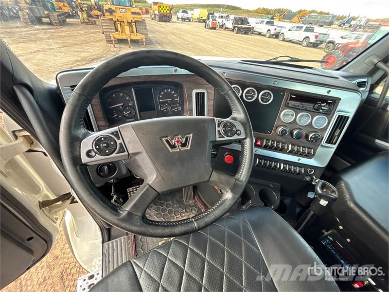 Western Star 49X 8x6 Logging Tri/A Day Cab Truck Tractor Ciągniki siodłowe