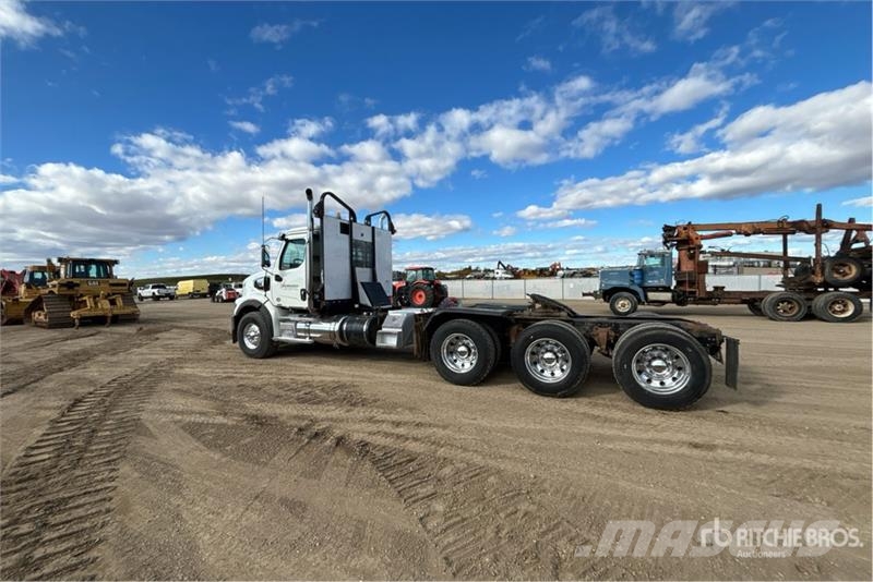 Western Star 49X 8x6 Logging Tri/A Day Cab Truck Tractor Ciągniki siodłowe