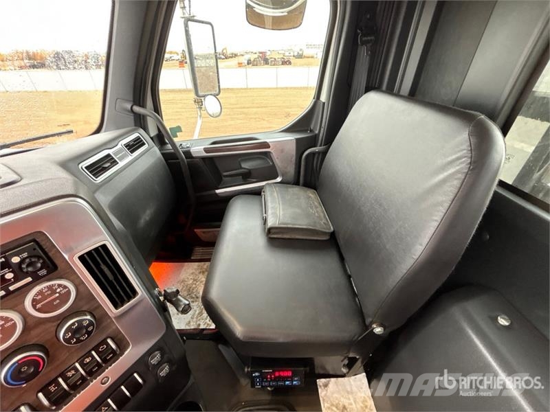 Western Star 49X 8x6 Short Wood Log Truck شاحنات أشجار