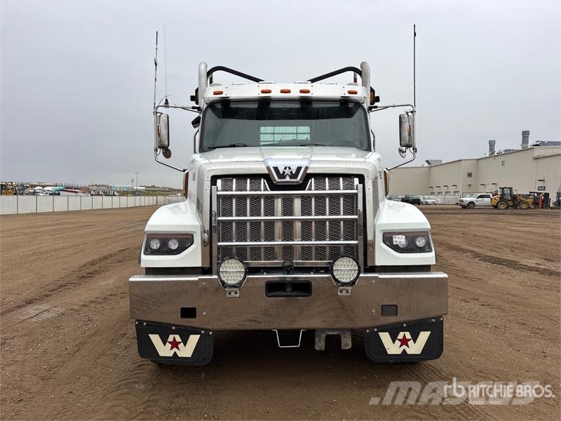 Western Star 49X 8x6 Short Wood Log Truck شاحنات أشجار
