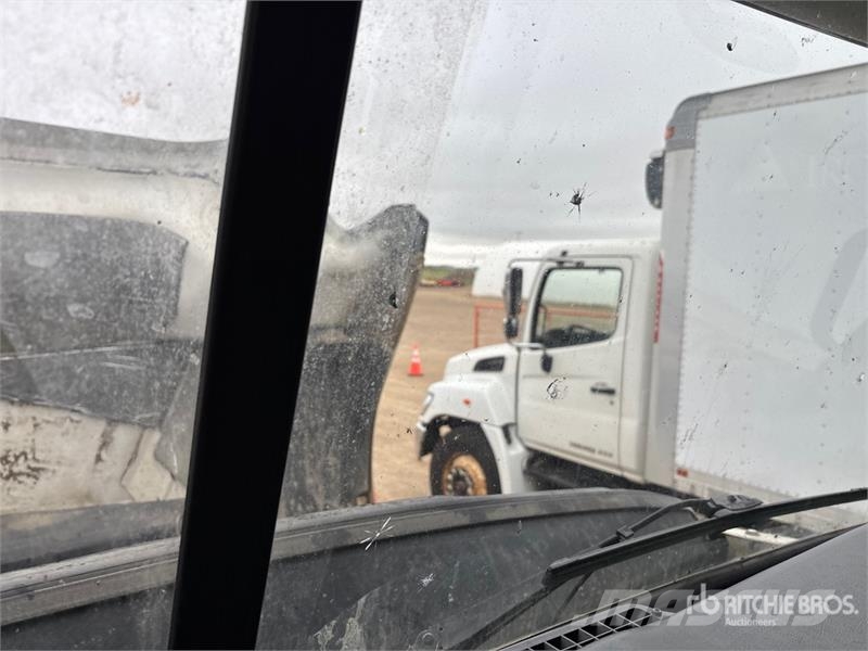 Western Star 5700 6x4 T/A Sleeper Truck Tractor Sattelzugmaschinen
