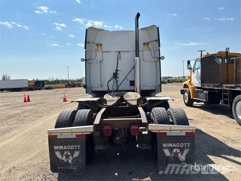 Western Star 5700 6x4 T/A Sleeper Truck Tractor Влекачи