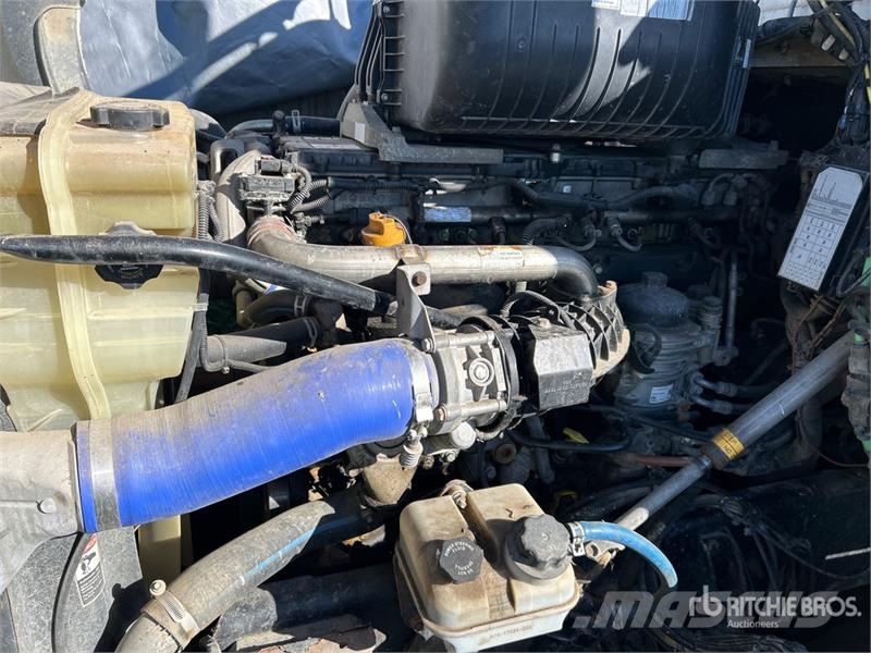 Western Star 5700 6x4 T/A Day Cab Truck Tractor (Inoperable) 트랙터 유닛