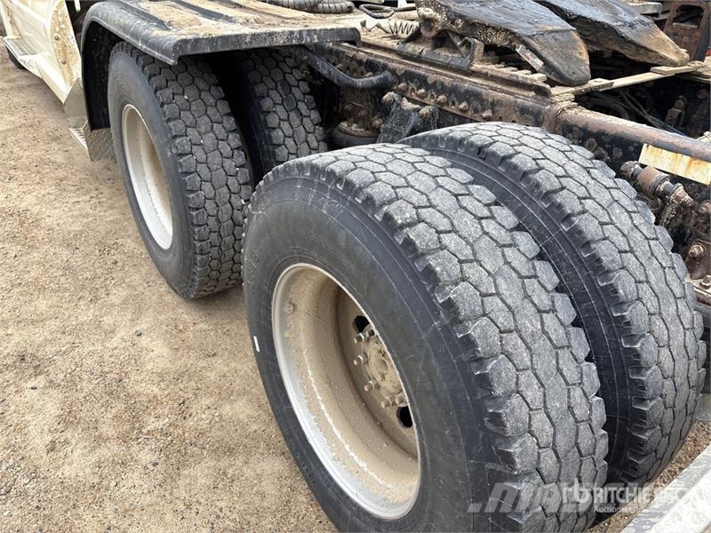 Western Star 5700 6x4 T/A Sleeper Truck Tractor Sattelzugmaschinen