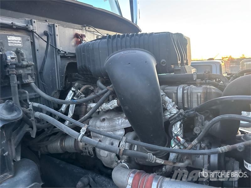 Western Star 5700 6x4 T/A Sleeper Truck Tractor Traktorske jedinice