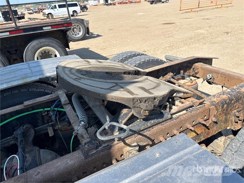 Western Star 5700 6x4 T/A Sleeper Truck Tractor Влекачи