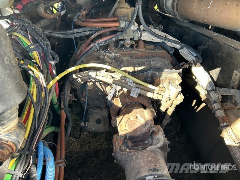 Western Star 5700 6x4 T/A Day Cab Truck Tractor (Inoperable) 트랙터 유닛