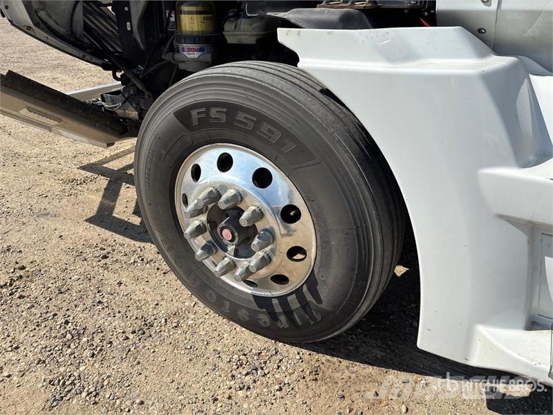 Western Star 5700 6x4 T/A Sleeper Truck Tractor Влекачи