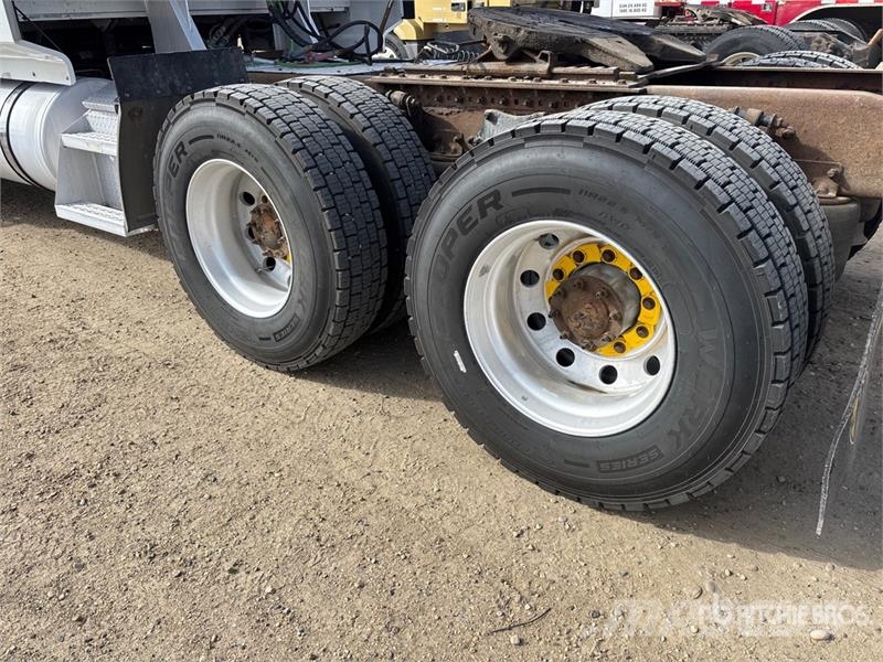 Western Star 5700 6x4 T/A Sleeper Truck Tractor Naudoti vilkikai