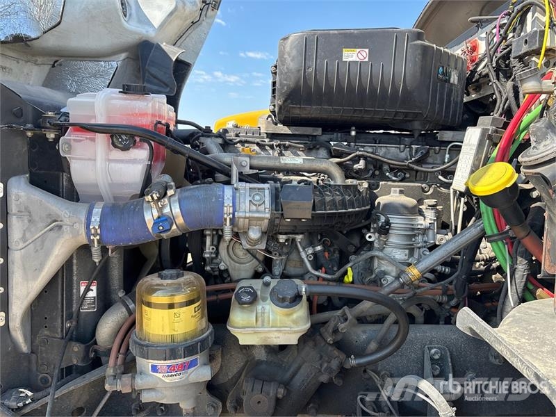 Western Star 5700 6x4 T/A Sleeper Truck Tractor Влекачи