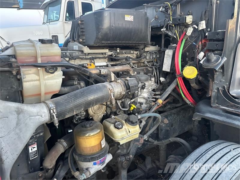 Western Star 5700 6x4 T/A Sleeper Truck Tractor Traktorske jedinice