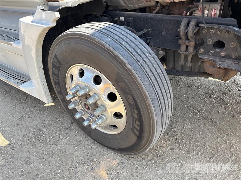 Western Star 5700 6x4 T/A Sleeper Truck Tractor Влекачи
