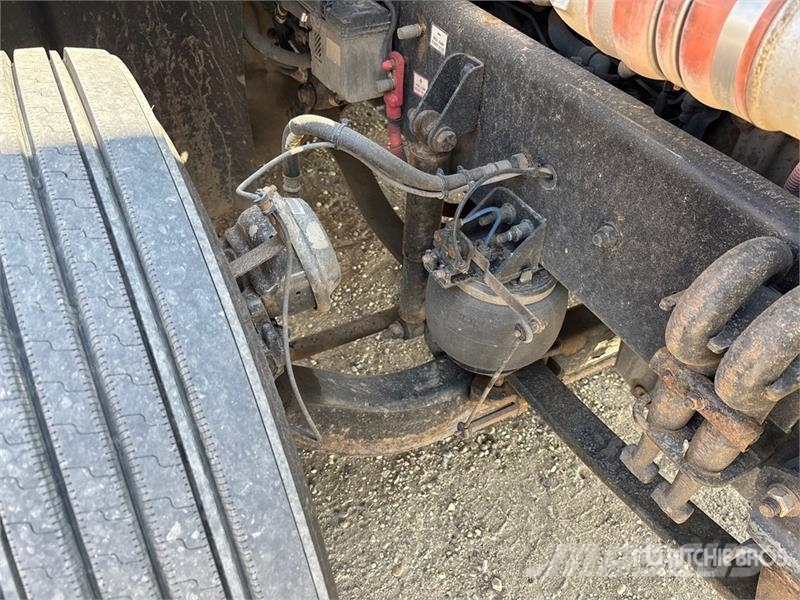 Western Star 5700 6x4 T/A Sleeper Truck Tractor Влекачи
