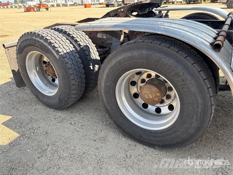Western Star 5700 6x4 T/A Sleeper Truck Tractor Влекачи