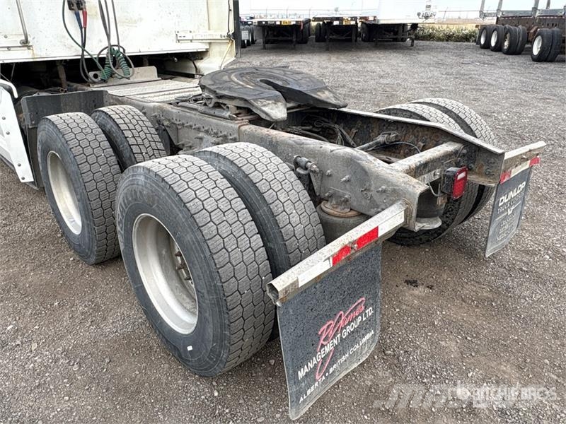 Western Star 5700XE 6x4 T/A Sleeper Truck Tractor Vilcēji