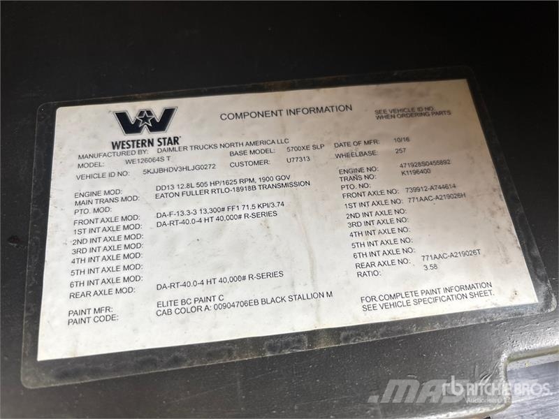 Western Star 5700XE 6x4 T/A Sleeper Truck Tractor Влекачи