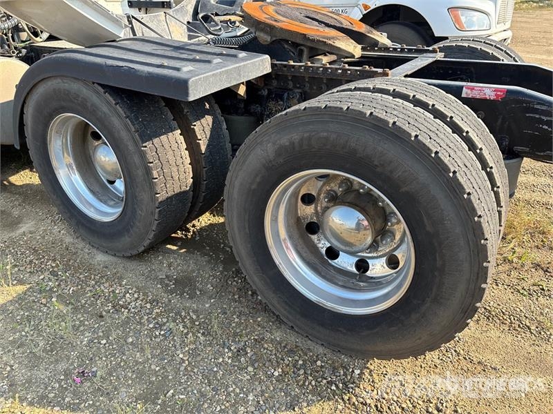 Western Star 57X 6x4 T/A Sleeper Truck Tractor Sadulveokid