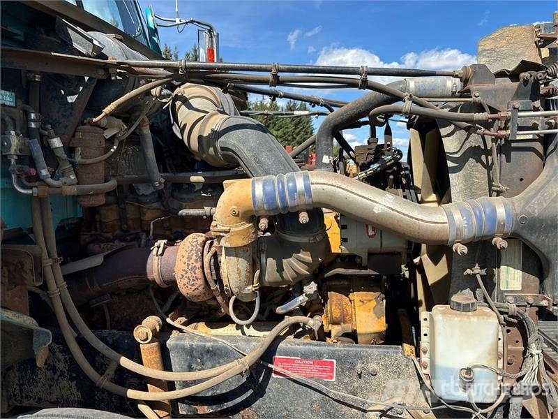 Western Star 5964SS 6x4 T/A Sleeper Truck Tractor Tractor Units