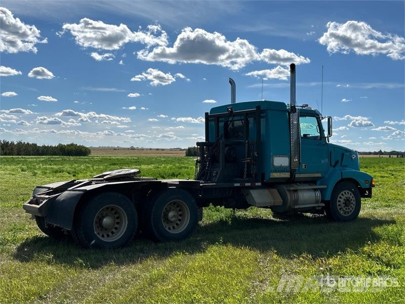 Western Star 5964SS 6x4 T/A Sleeper Truck Tractor Tractor Units