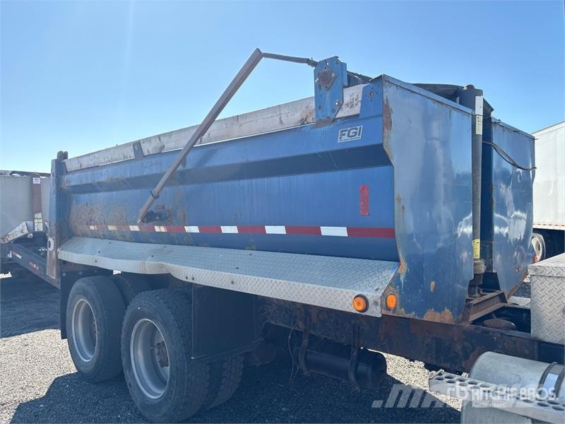 Western Star 5964SS 6x4 T/A Dump Truck Pašizgāzējs