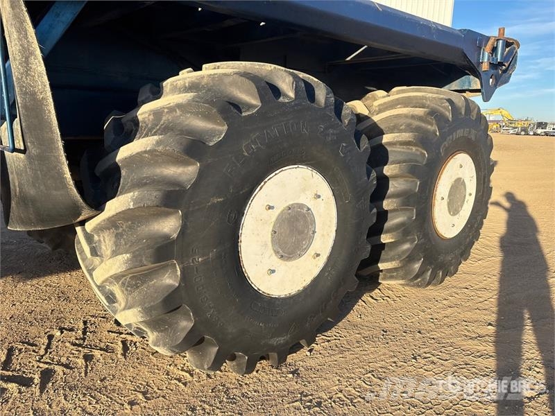 Western Star 6900XD Ciężarówki typu Platforma / Skrzynia
