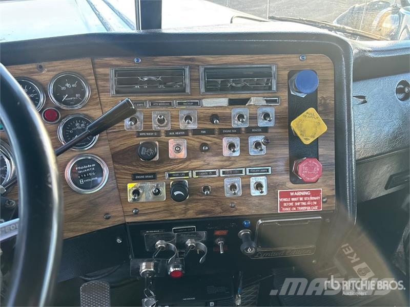 Western Star 6964S 8x8 Twin-Steer Floater Bed Truck Kamioni sa otvorenim sandukom