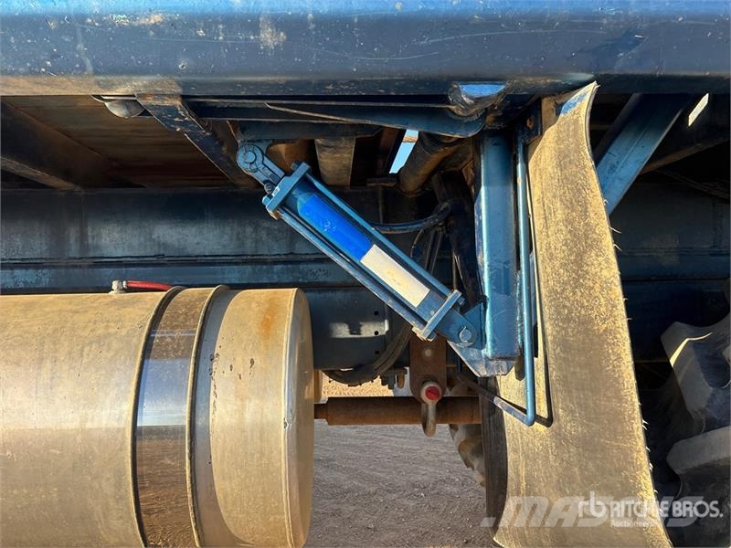 Western Star 6964S 8x8 Twin-Steer Floater Bed Truck Kamioni sa otvorenim sandukom