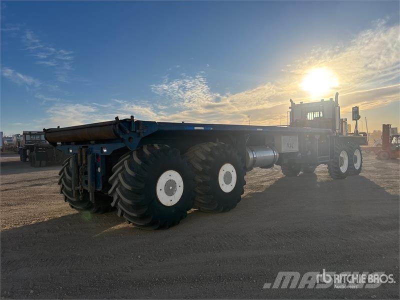 Western Star 6964S 8x8 Twin-Steer Floater Bed Truck Kamioni sa otvorenim sandukom