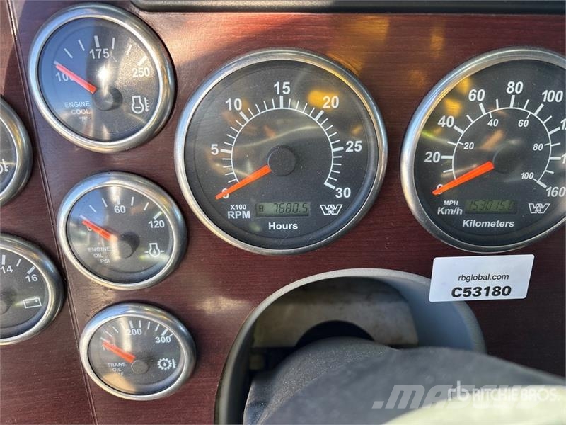 Western Star 800 DU 23 ton Straight Boom on Western Star 4900SA Autogru