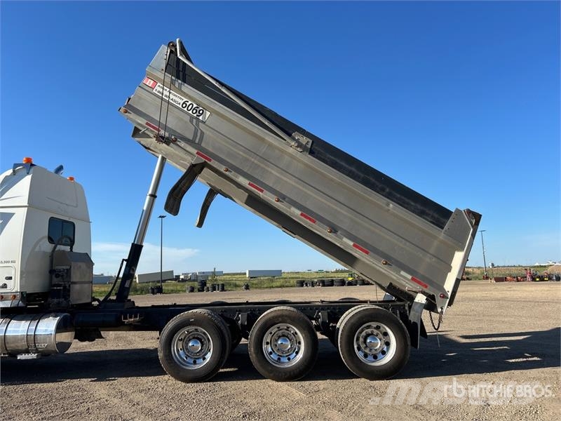 Western Star 8x6 Sleeper Tri/A Dump Truck 덤프 트럭